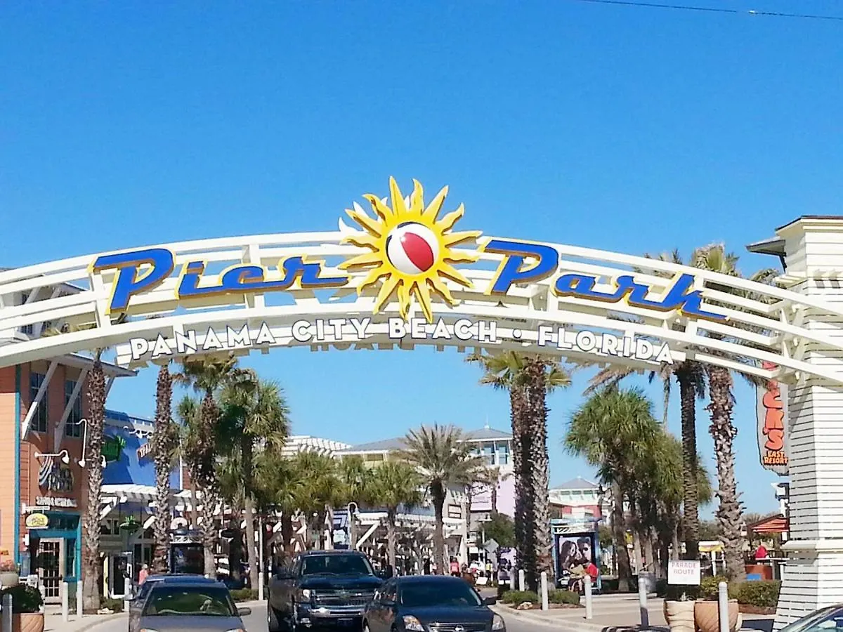 Aparthotel Majestic Beach Towers 1-1615 Panama City Beach