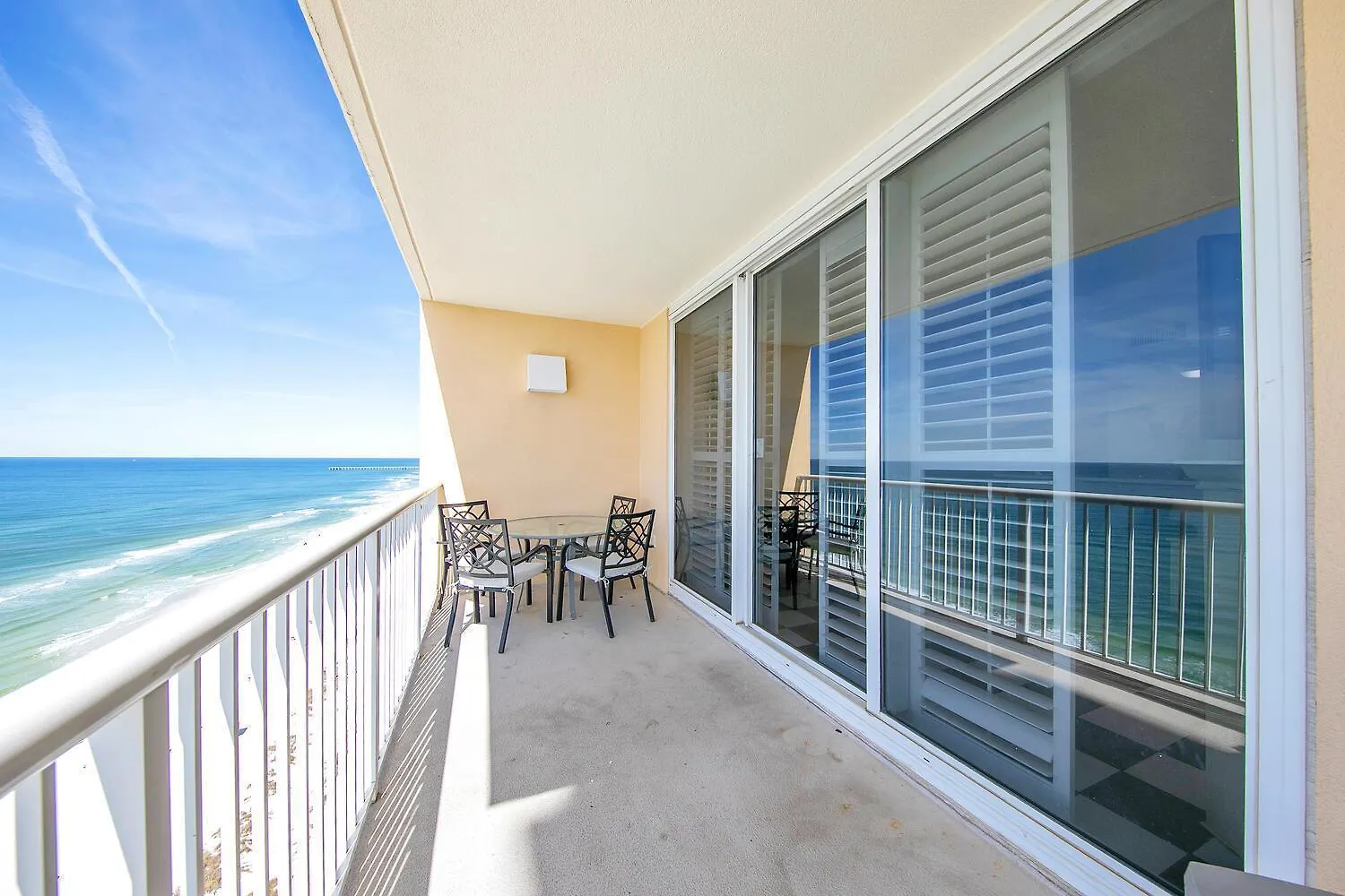 Majestic Beach Towers 1-1615 Panama City Beach